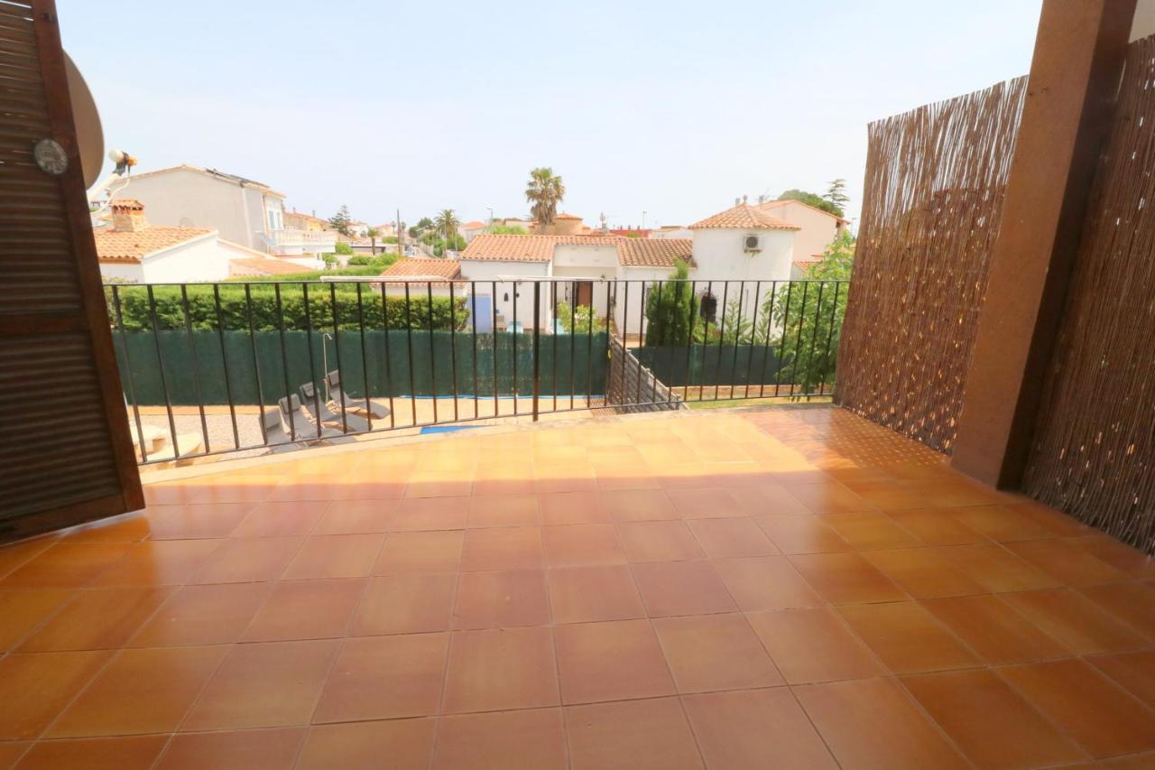 Peni 168A - Belle Maison Avec Piscine Empuriabrava Ngoại thất bức ảnh